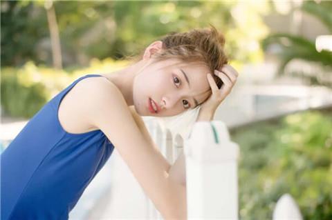 和女生聊天她总是很久才回复怎么办