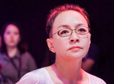 英达个人资料简介家世（英达：不认儿子巴图20年，大舅哥一离世，为何急着搬走他的电脑？）