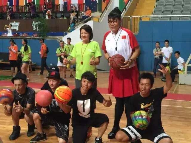 宋晓波结婚至今无儿无女（前女篮队长宋晓波）