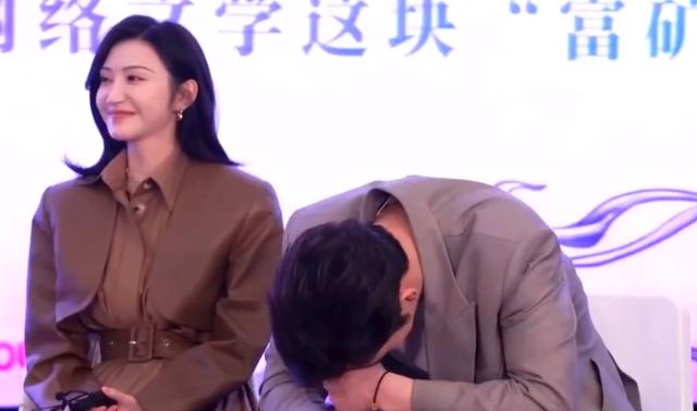 张彬彬看景甜的眼神好宠溺（景甜张彬彬又被疑恋爱）(3)