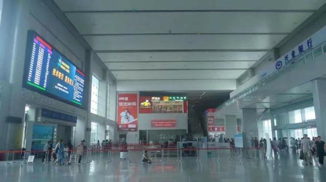 中国铁路的核心，八大铁路枢纽的中心，一个历史悠久的火车站