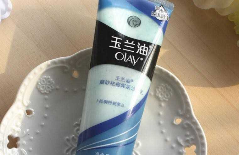 磨砂洁面乳什么牌子好(磨砂洁面乳能长期用吗)