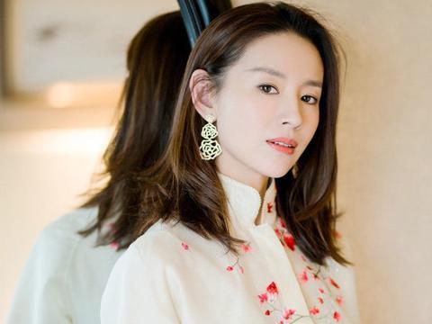 冷清秋董洁什么性格（浪姐2官宣董洁惹网友不满）(10)
