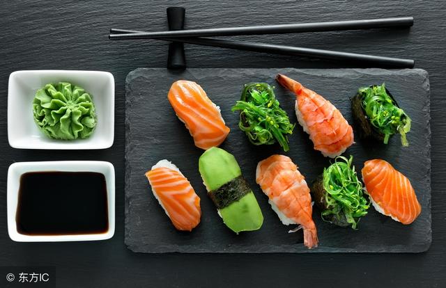 怎么简单的做寿司（自己动手制作寿司）(7)