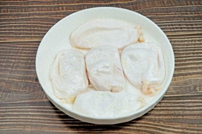 ​历史专家说，古代的避孕套就是鱼泡制作的，这样的说法有依据么？