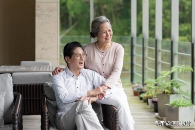 ​老人吃什么保健品好得快些（这4种常见的保健品，哪种才是老年人真正需要的？