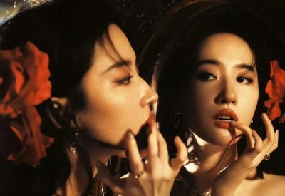 ​刘亦菲最新写真封神了，活脱脱的风华绝代大美人，一眼就让你沦