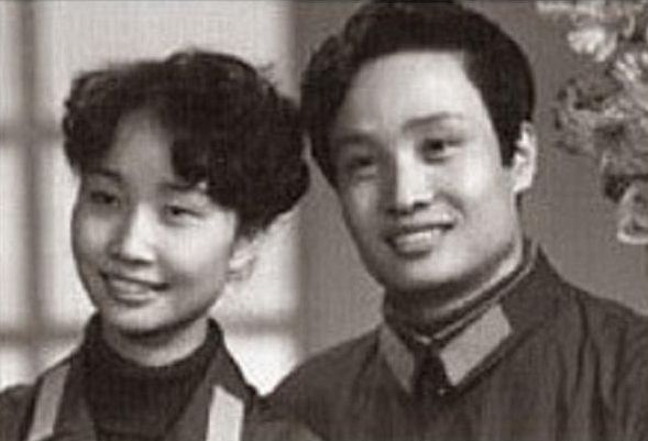 好男人阎维文:陪妻子抗癌33年,女儿嫁进名门,亲家比他还厉害