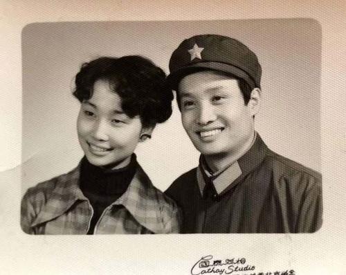 好男人阎维文:陪妻子抗癌33年,女儿嫁进名门,亲家比他还厉害