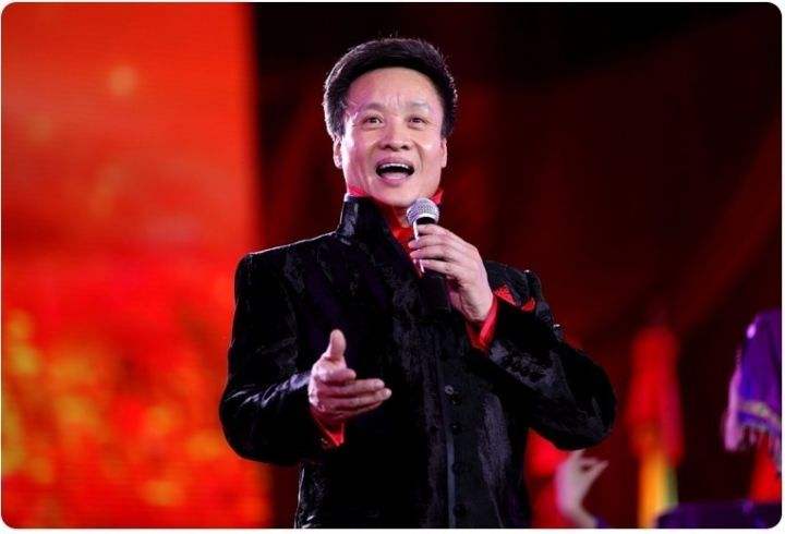 好男人阎维文:陪妻子抗癌33年,女儿嫁进名门,亲家比他还厉害