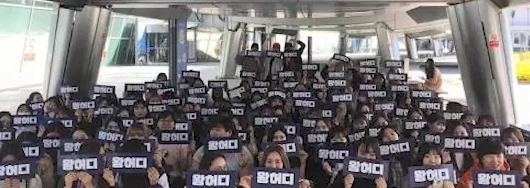 王鹤棣个人资料简介及家世(“脸蛋天才”王鹤棣:19岁让韩国机场瘫痪,他究竟能有多帅?)