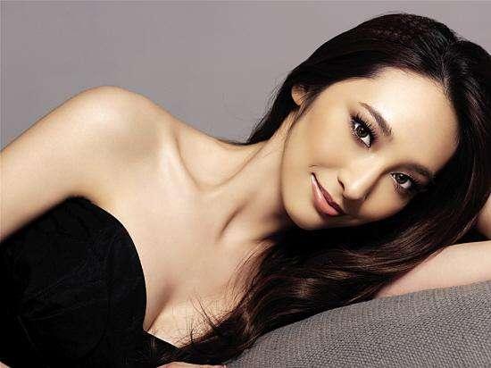 吴佩慈她的豪门梦彻底碎了(吴佩慈的豪门之路)(1)