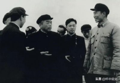 ​透过照片看历史：景希珍曾任彭德怀警卫，亲自护送彭总骨灰回北京