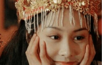 ​朱茵大尺度三级片被曝光，她称被骗来出演，仙子形象“荡然无存”