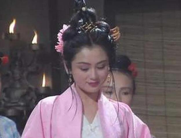 曹操的老婆叫什么(曹操的老婆都有谁)