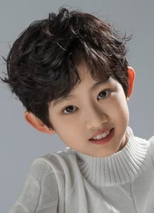 傅铂涵个人资料写真作品