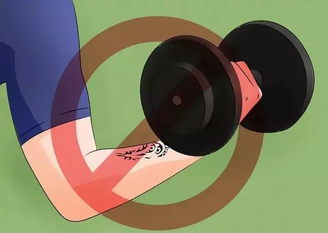 纹身后怎么保养才能更旺盛(纹身后正确的保养方式)(5)