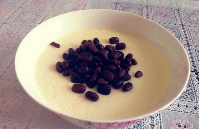 手把手教你做双皮奶,方法简单易上手,自己做不比外面口味差