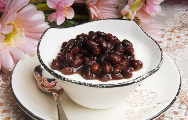 手把手教你做双皮奶,方法简单易上手,自己做不比外面口味差