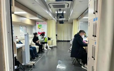 ​血库告急，库存达历史最低，血贩明码标价2500元400cc不讲价