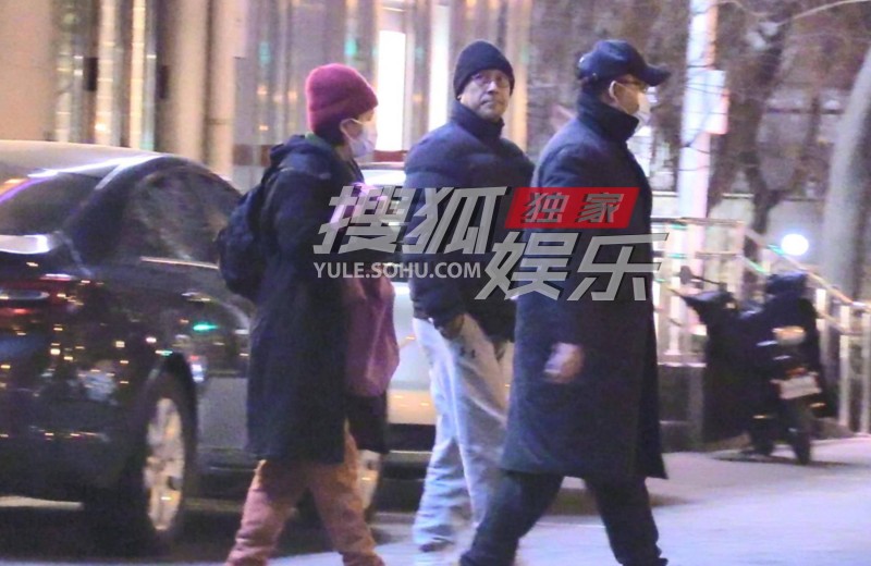 姜武和姜文的关系(姜文姜武烤鸭店聚餐)