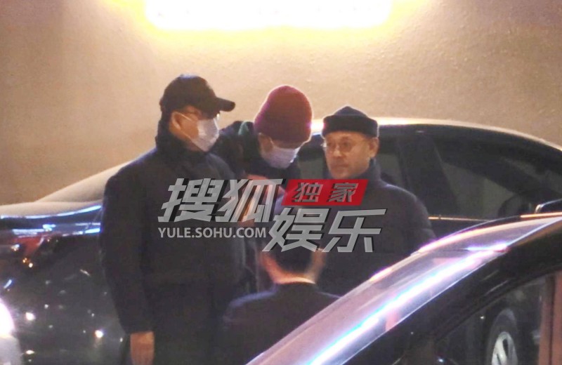 姜武和姜文的关系(姜文姜武烤鸭店聚餐)