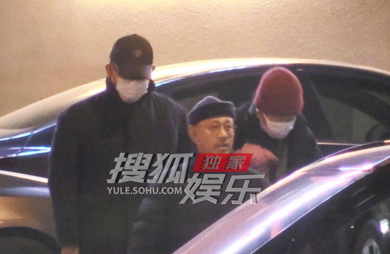 姜武和姜文的关系(姜文姜武烤鸭店聚餐)