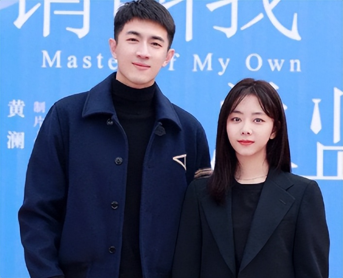 “国民初恋”谭松韵，出道15年无绯闻，却在事业上升期突发变故