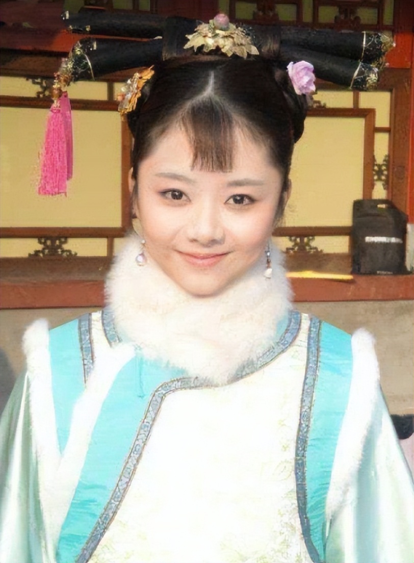 “国民初恋”谭松韵，出道15年无绯闻，却在事业上升期突发变故