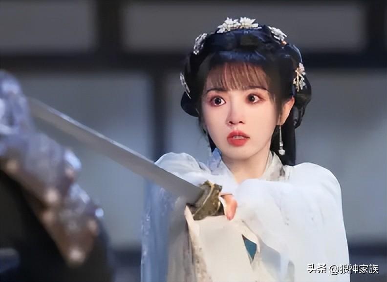 虞书欣个人资料及简介 ：家庭背景惊人 难怪都叫她小公主