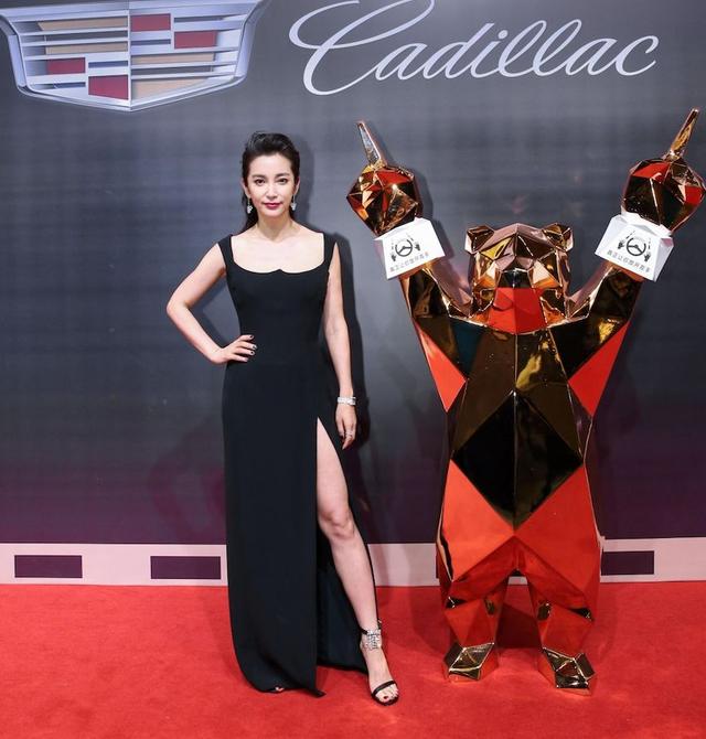 明星穿衣搭配大全（和3位最会穿搭的女明星学穿衣）(13)