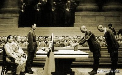 ​回顾历史日本宣布无条件投降