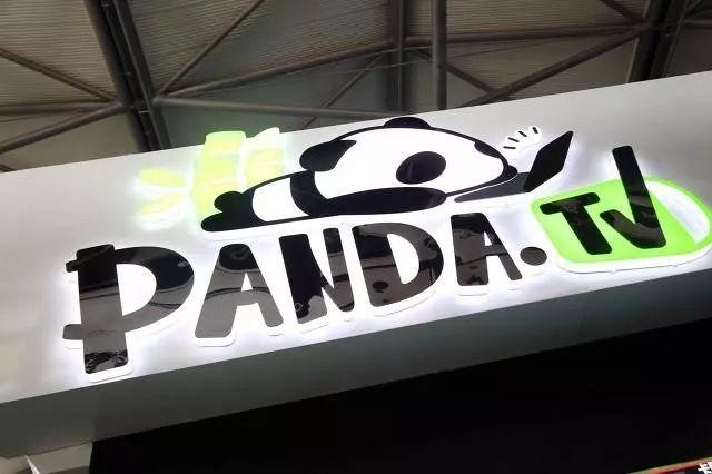 王思聪排队吃拉面（王思聪被限制高消费）