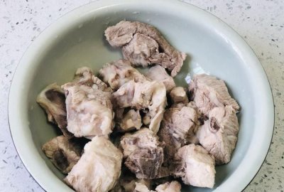 ​冬天排骨汤要放冰箱,冬天排骨汤放一晚上会坏吗