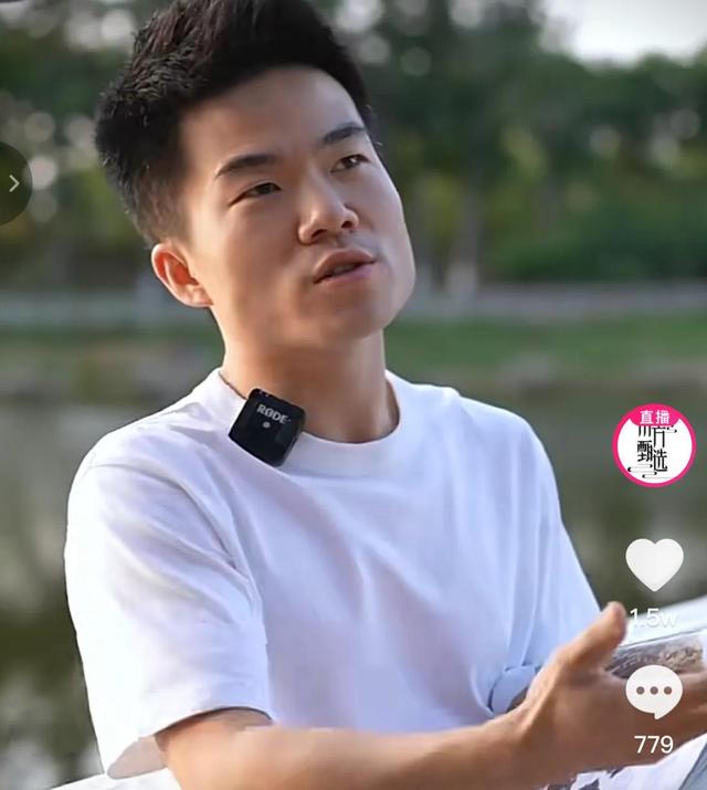 新东方老师排名(盘点这几位火出圈的新东方老师)(1)