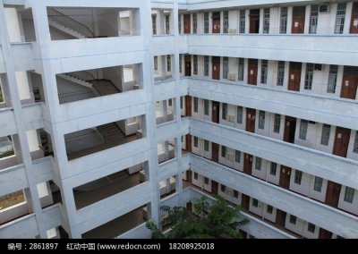 ​男孩子上什么技术学校比较好，男孩子上技校学什么专业比较好？