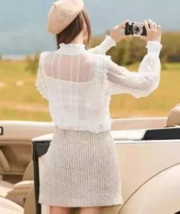 ​怎样搭配衣服（50条服装搭配技巧）