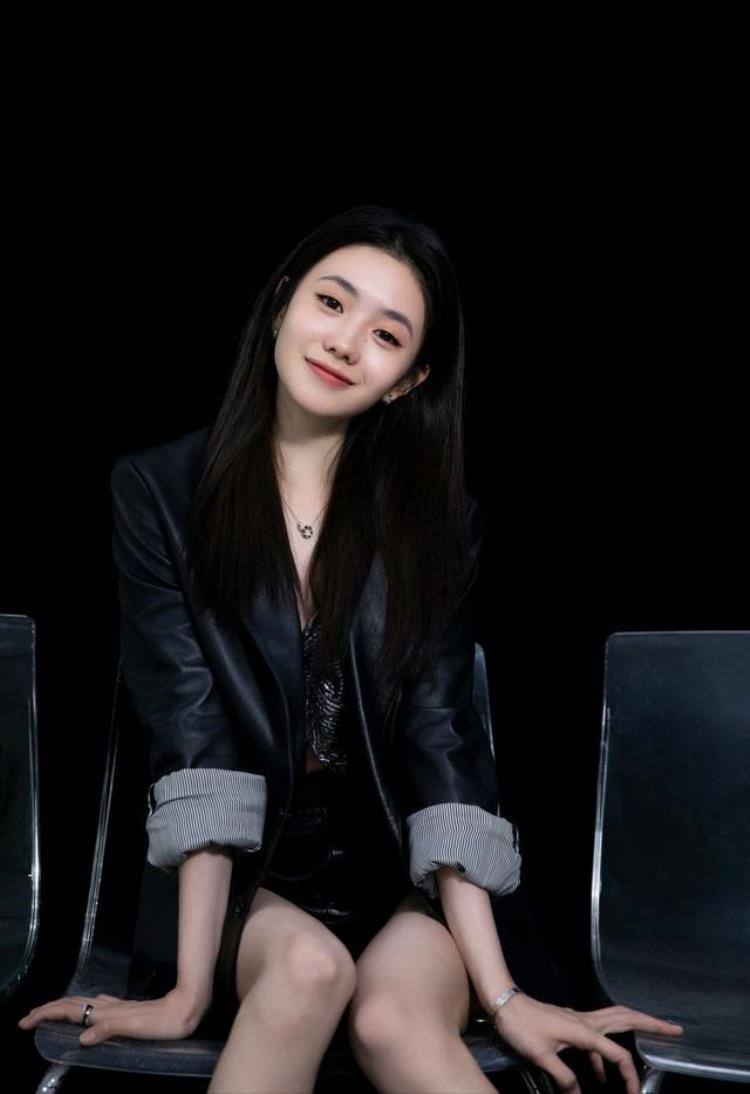 被力捧的“谋女郎”刘浩存,成为新一代流量小公举了?「谋女郎刘浩存爆红背后是资本和大众的博弈」