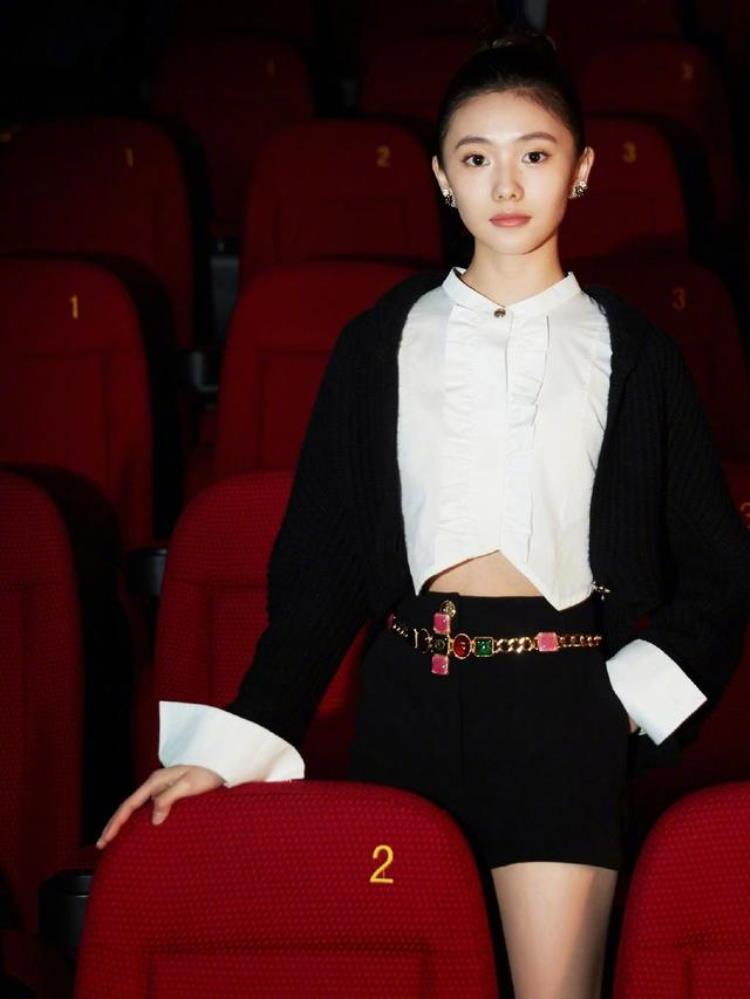 被力捧的“谋女郎”刘浩存,成为新一代流量小公举了?「谋女郎刘浩存爆红背后是资本和大众的博弈」