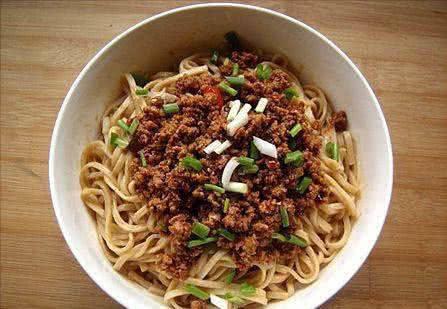 吃挂面花样这么多 13种挂面家常新吃法 简单美味，在家轻松完成