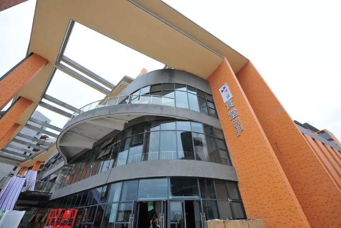 环境超美！东莞再添一所高等学府！首批新生正式“进驻”