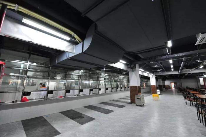 环境超美！东莞再添一所高等学府！首批新生正式“进驻”