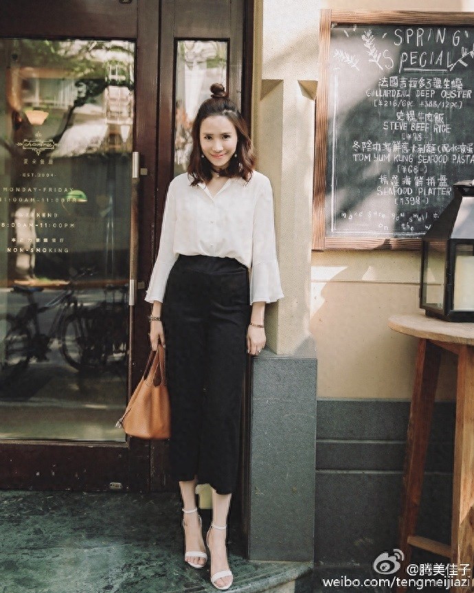 周怡，钱枫的绯闻女友，汪涵的干女儿，穿衣搭配起来果然不简单