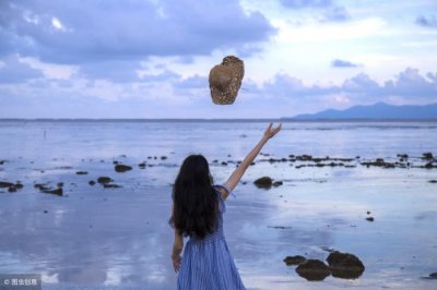 ​怎么样和女生聊天找话题，几招教会你和妹子有无限的话题聊