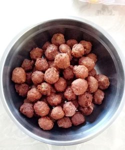 ​牛肉丸子的做法,牛肉丸的制作方法与步骤