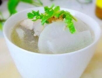 排骨怎么烧好吃还烂肉嫩,剖宫产后第一周吃什么对身体恢复比较好?图1