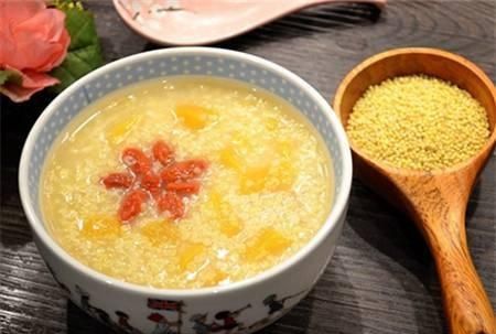 排骨怎么烧好吃还烂肉嫩,剖宫产后第一周吃什么对身体恢复比较好?图2