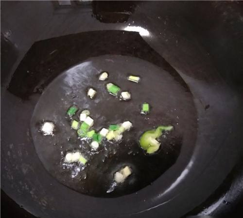 炒牛肉怎么炒好吃,如何炒牛肉又嫩又好吃窍门图6