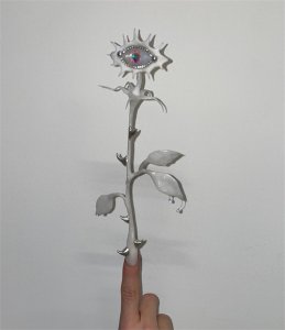 ​常见的指甲美容工具、技巧和风险