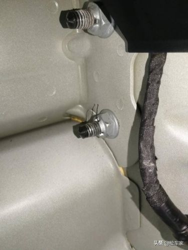 奔驰e级coupe价格(奔驰e级coupe敞篷)-第1张图片-